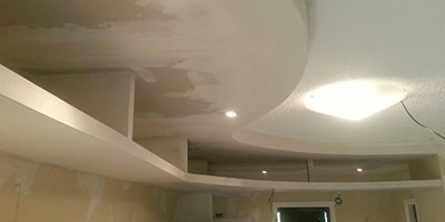 parete cartongesso dietro letto